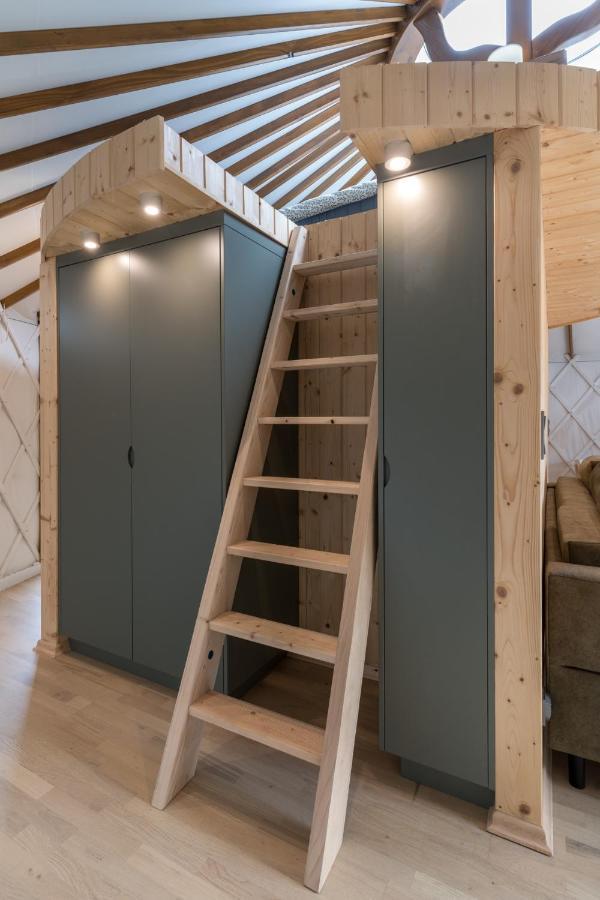 Gorski Glamping - Caloroczne Jurty Z Widokiem Tylmanowa Extérieur photo