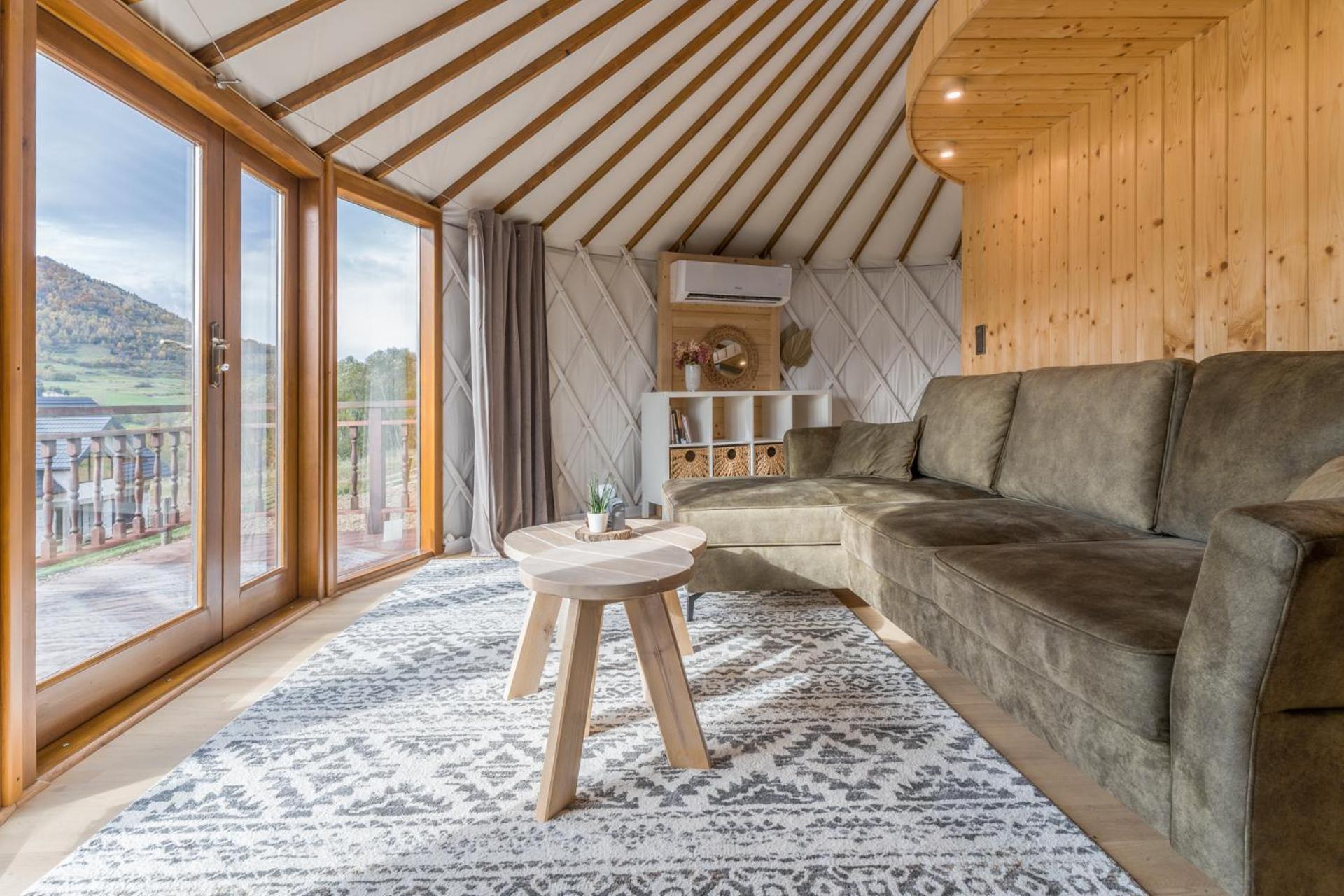 Gorski Glamping - Caloroczne Jurty Z Widokiem Tylmanowa Extérieur photo